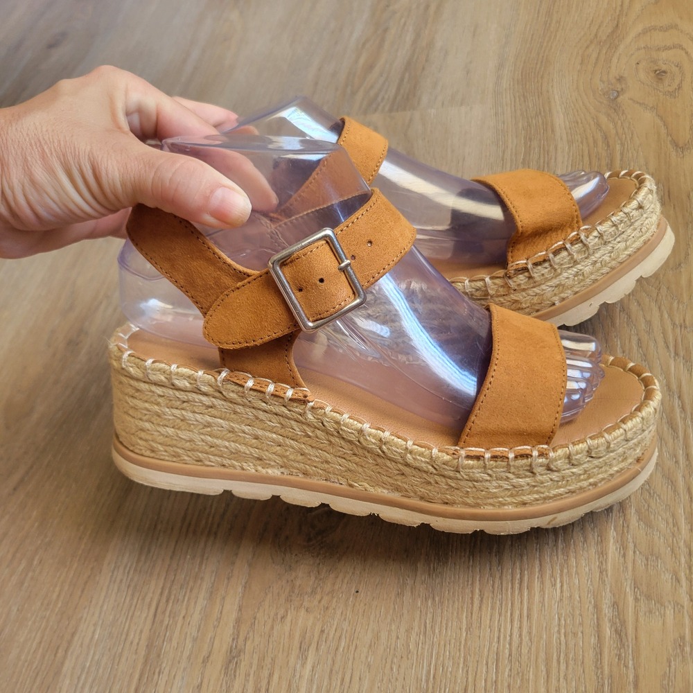 Target Women Platform Sandals 6.5W Tan Faux Suede Espadrille Boho Summer Wedge